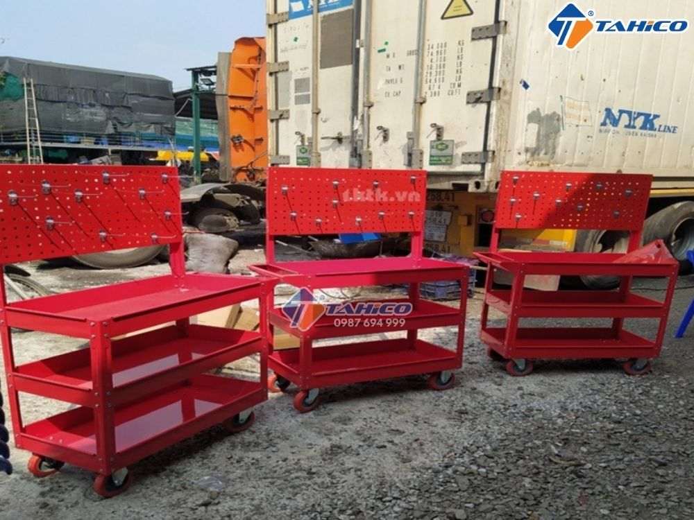 Xe đựng đồ nghề 3 ngăn có bảng treo dụng cụ Lộc Phát